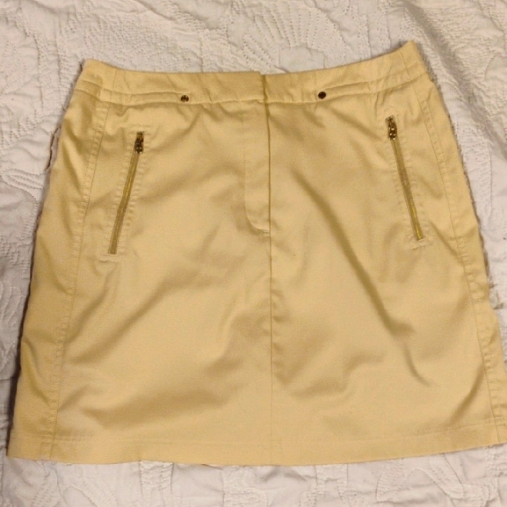 Women's Tail Tech Golf Skorts, Size M, Khaki, Zip Pockets